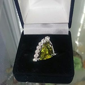 Ultra Rare Sphene Ring 1ct dia. 14kw